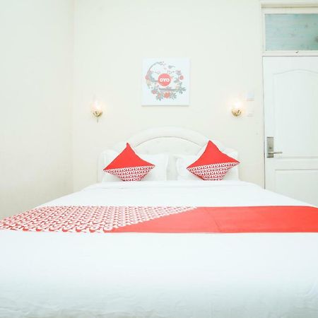 Mojokerto Classic Homestay Экстерьер фото