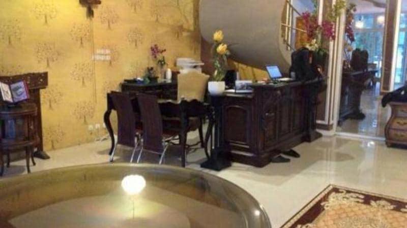 Mojokerto Classic Homestay Экстерьер фото