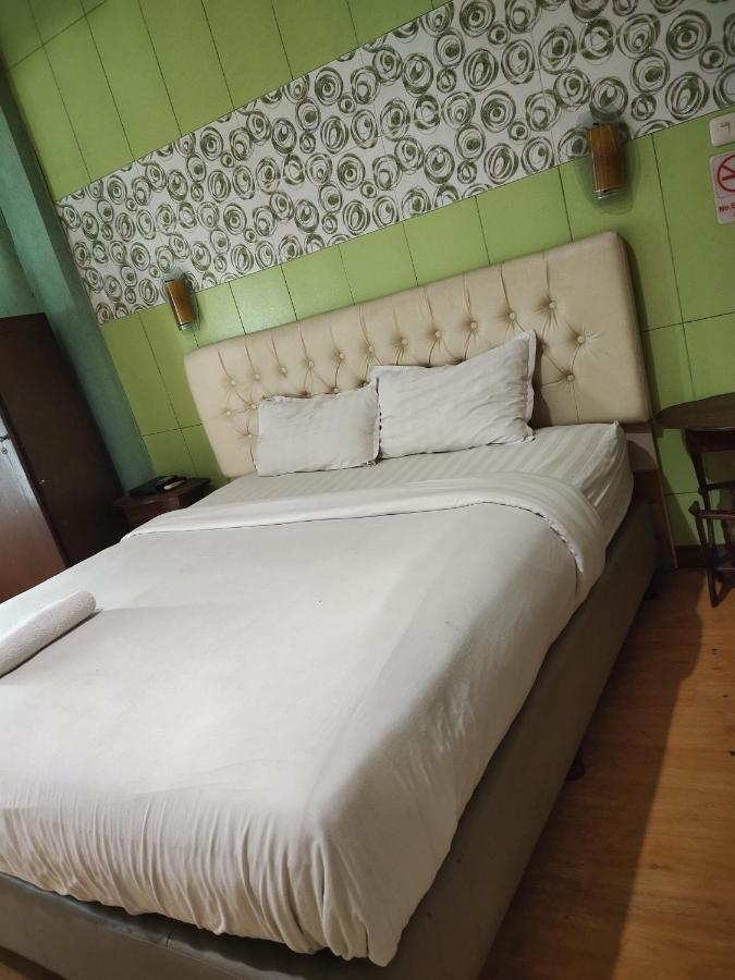 Mojokerto Classic Homestay Экстерьер фото